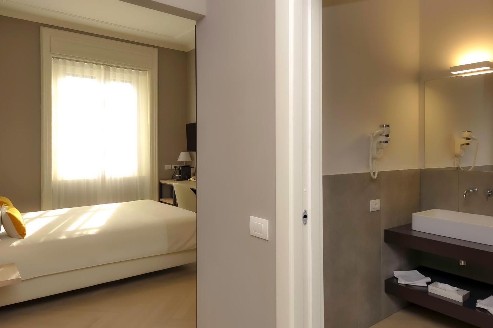 Bergamo Inn 43 Kültér fotó